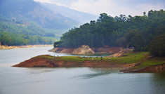 Coimbatore - Munnar - Thekkdy - Alleppey - Kovalam - Coimbatore